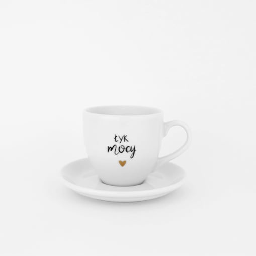 Biała filiżanka porcelanowa do espresso ze spodkiem 100 ml - napis Łyk mocy ze złotym sercem dla miłośnika kawy na urodziny