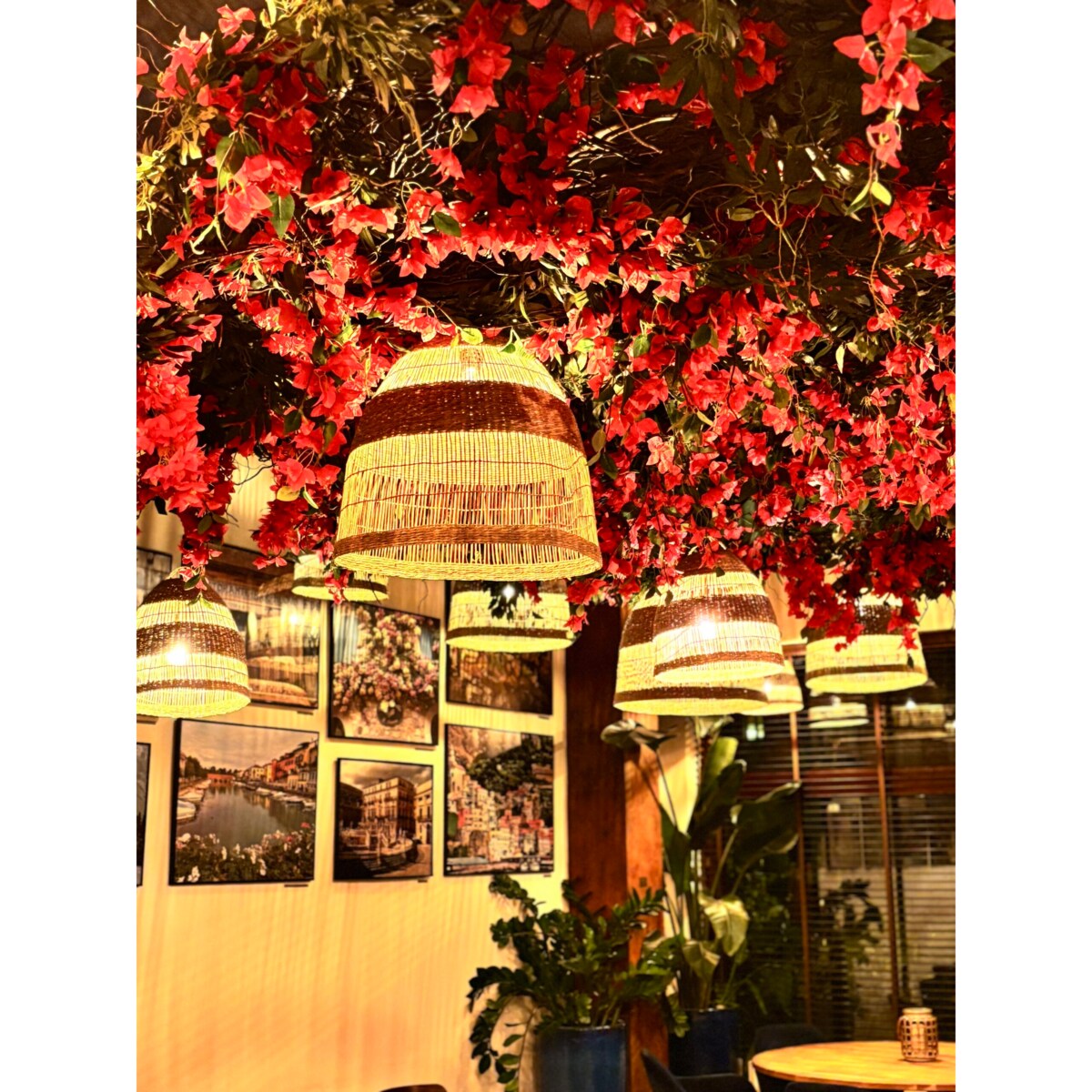 Instalacja kwiatowa na sufit, ścianę 10m2