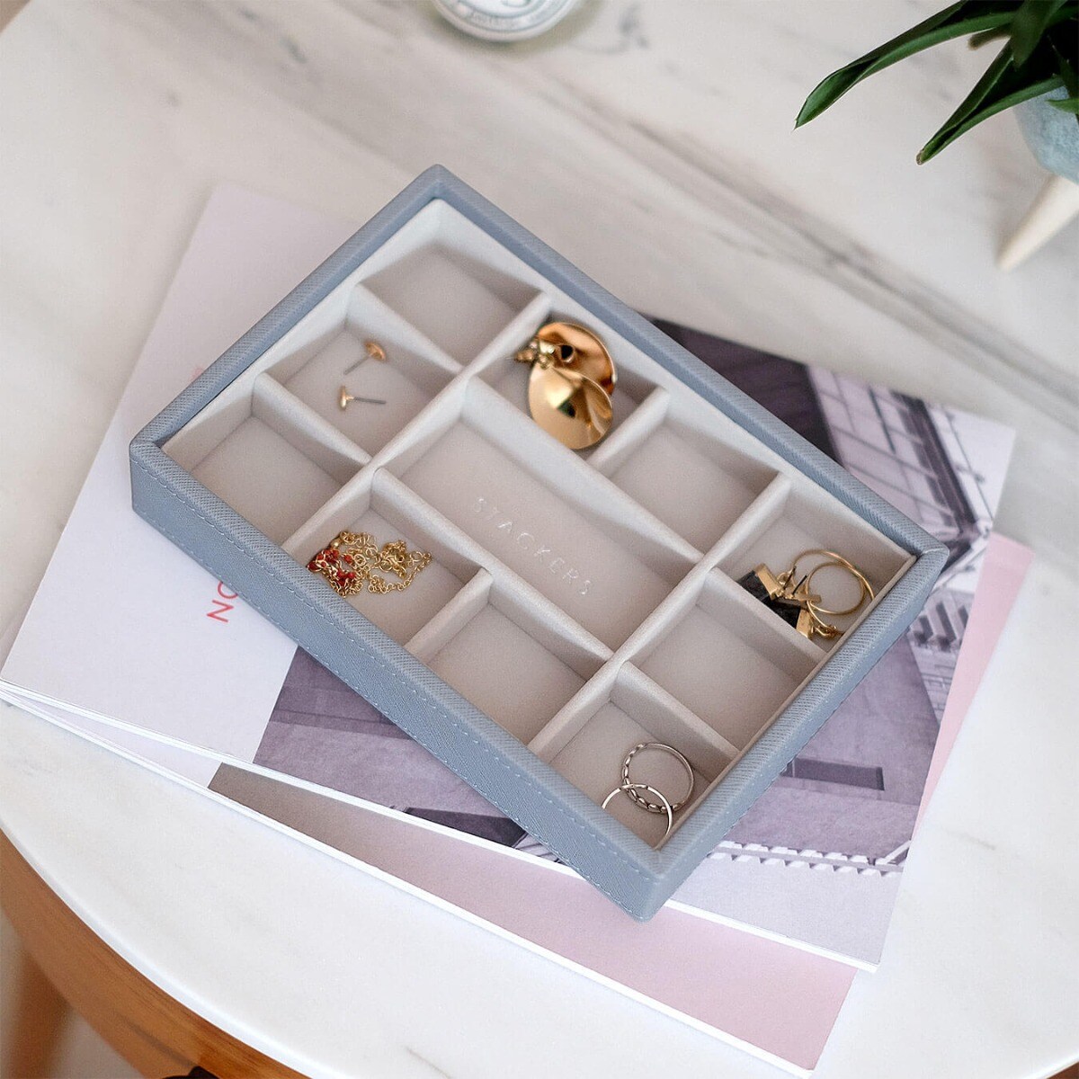 Szkatułka na biżuterię Stackers 11 komorowa mini szaroniebieska