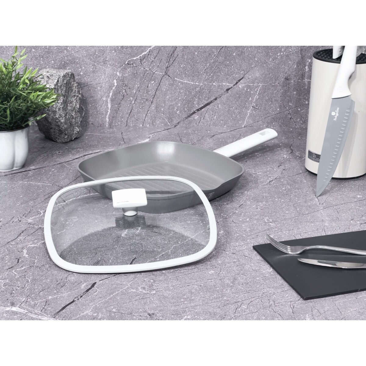 Patelnia grillowa z pokrywką z powłoką tytanową kwadratowa 28x28cm BERLINGER HAUS Aspen