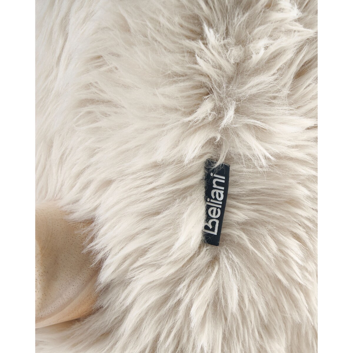 Fotel KISA Sztuczne futro Jasnobeżowy