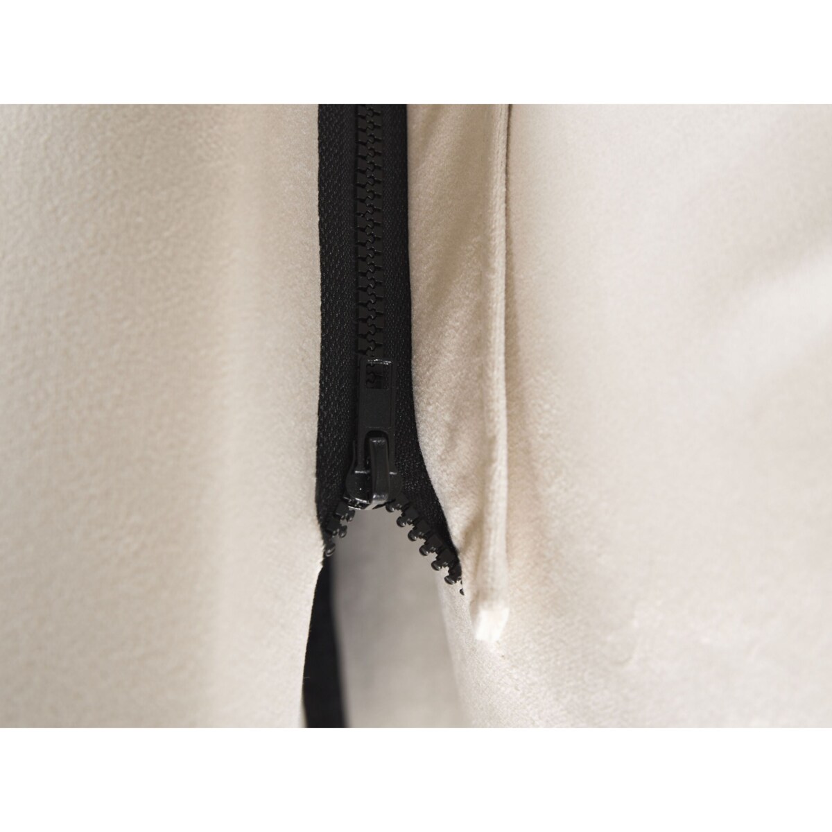 Łóżko z pojemnikiem welurowe 140 x 200 cm beżowe BATILLY