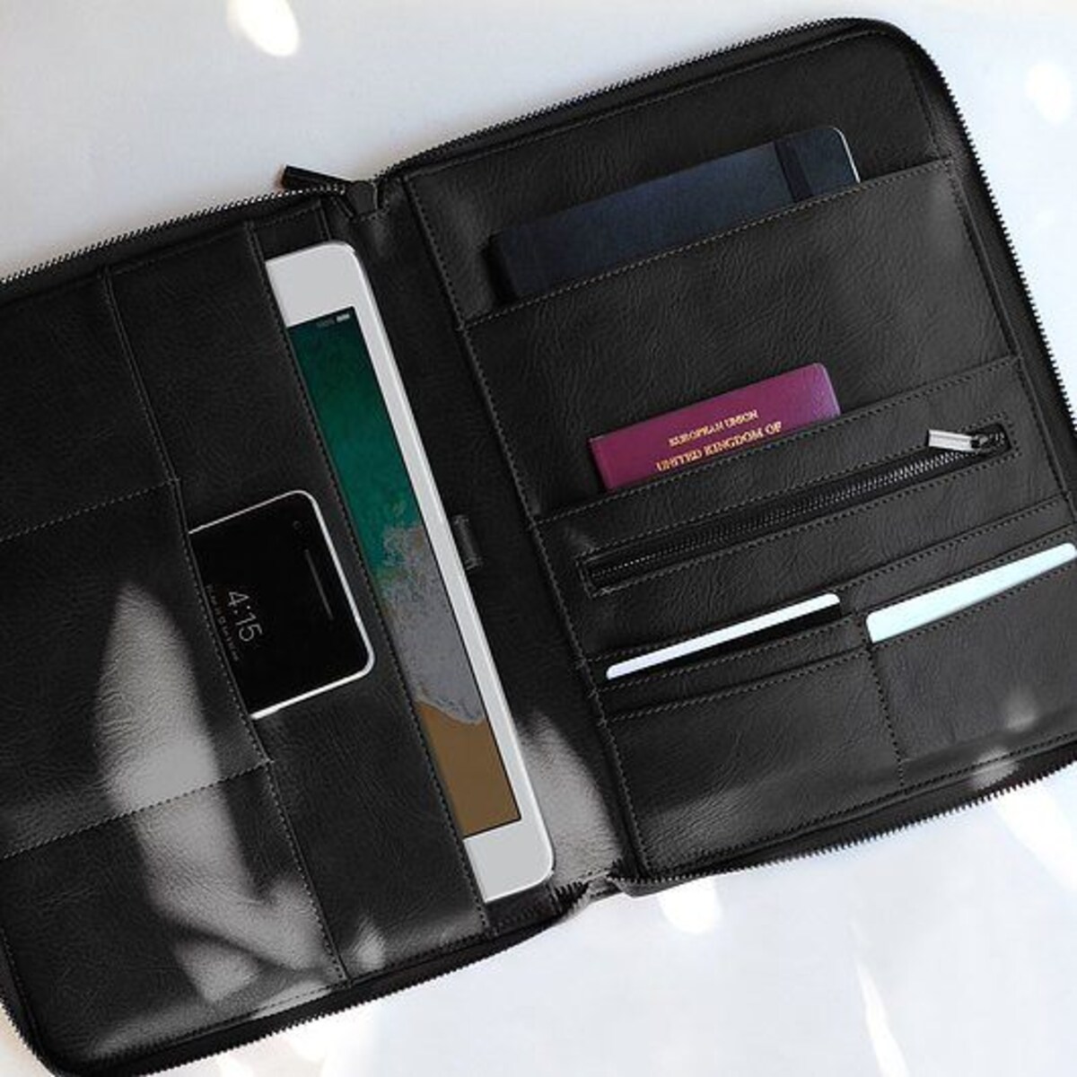 Etui na dokumenty i telefon Stackers brązowe