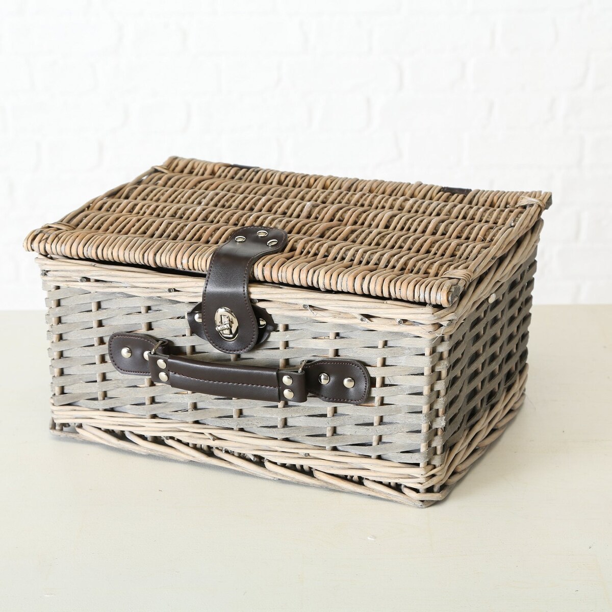 Kosz piknikowy wiklinowy z akcesoriami ARIEGE, 28 x 18 cm