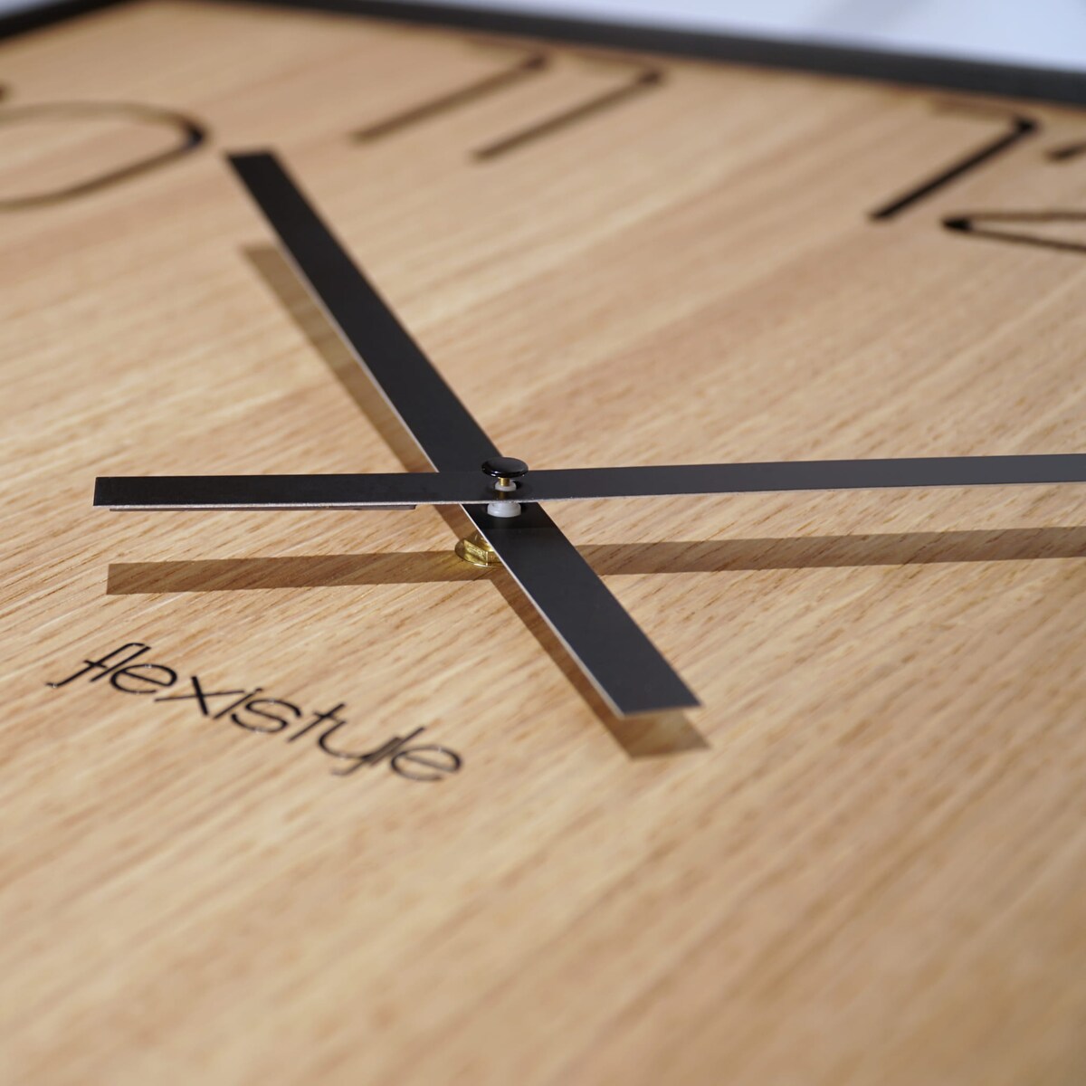 Drewniany zegar ścienny Wood Square 60cm