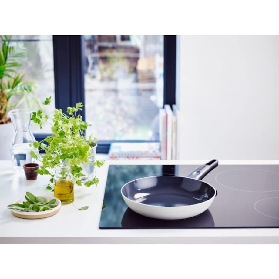 Patelnia głęboka z pokrywką 28 cm Indu 101708