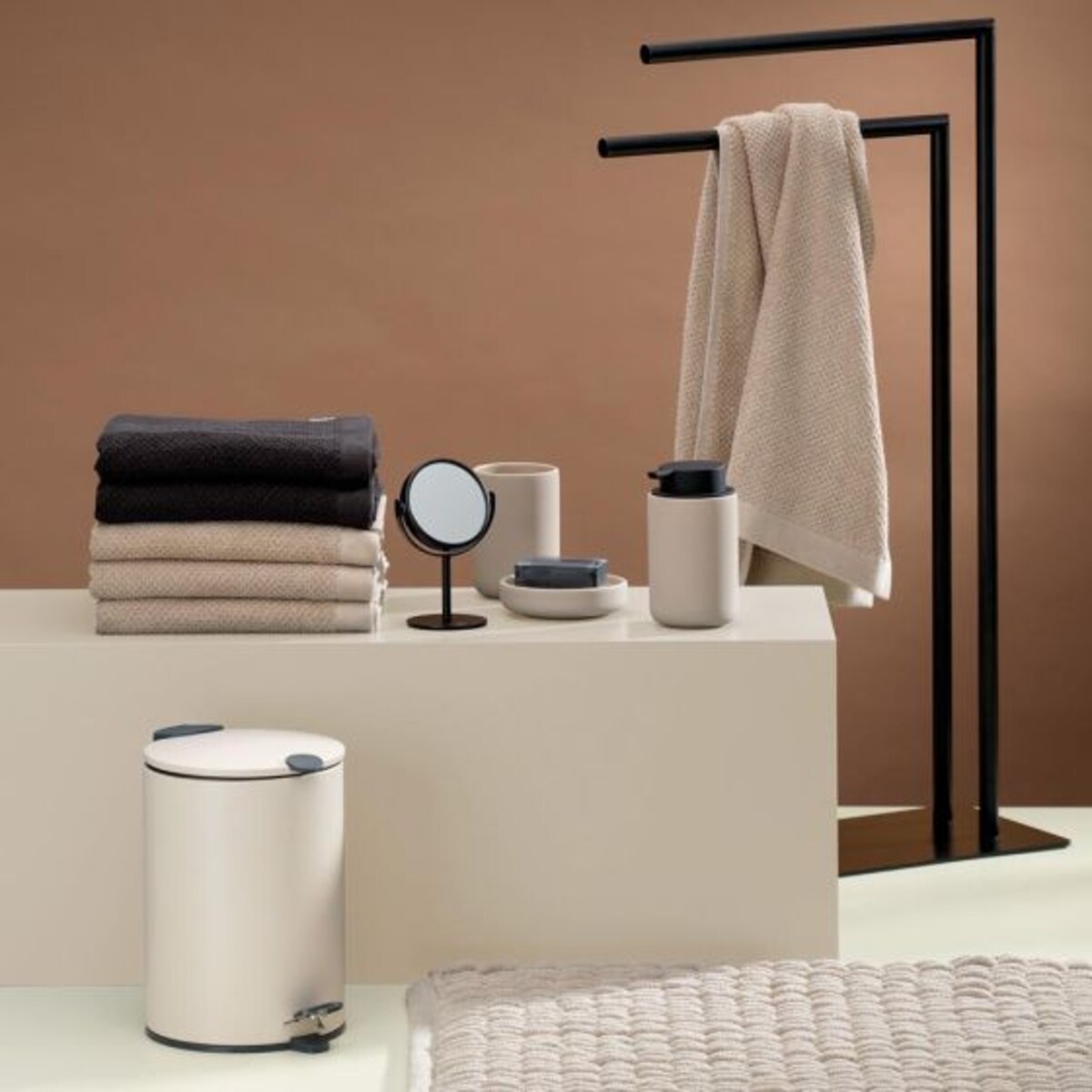 Dozownik do mydła (beżowy) Sana Kela