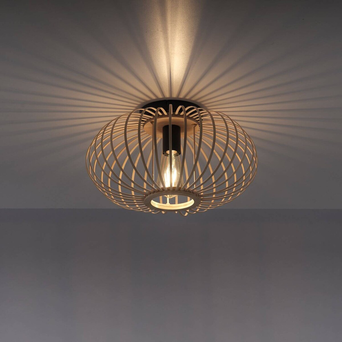 Skandynawska lampa sufitowa Racoon okrągła do salonu drewno