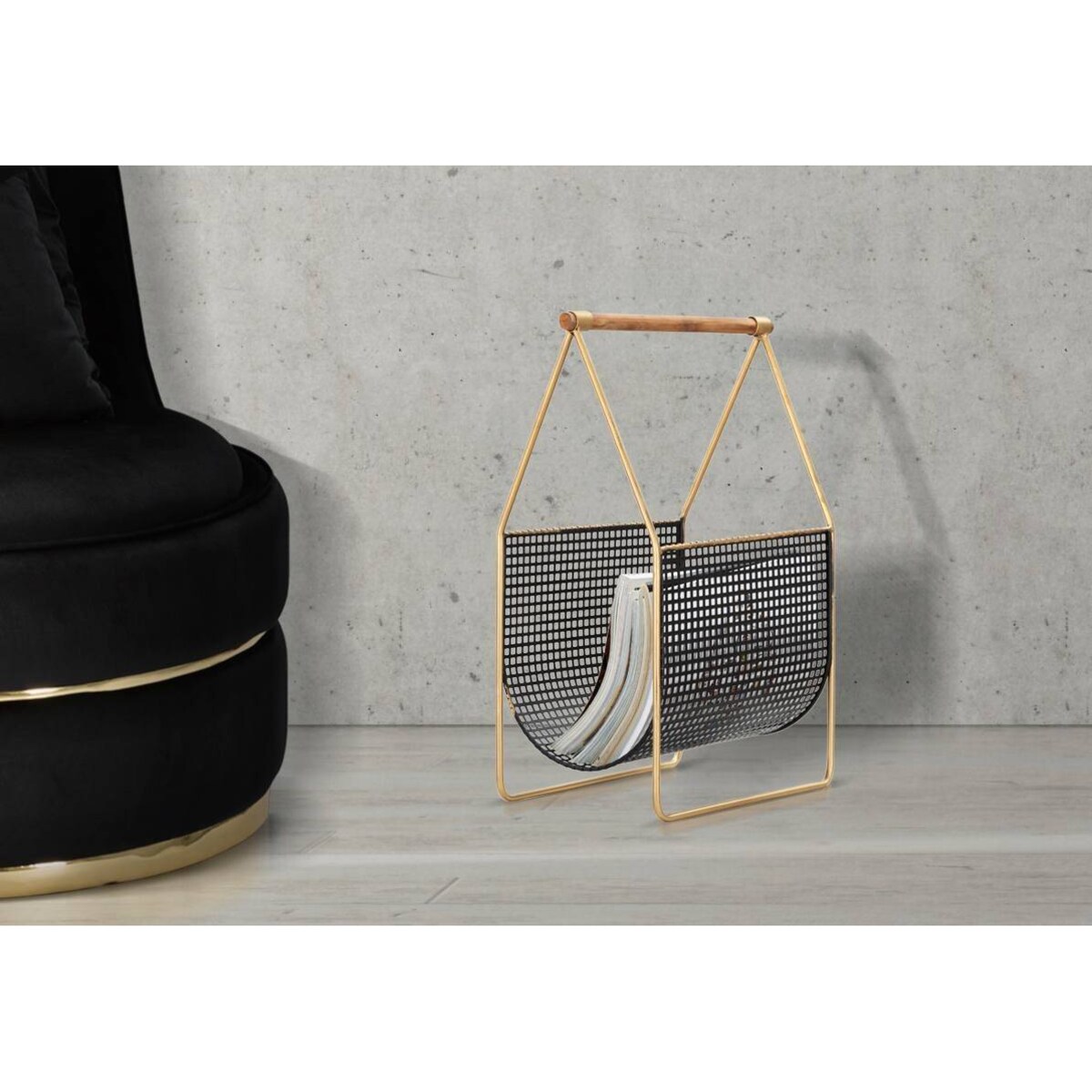 Gazetnik metalowy FASHION, z drewnianą rączką