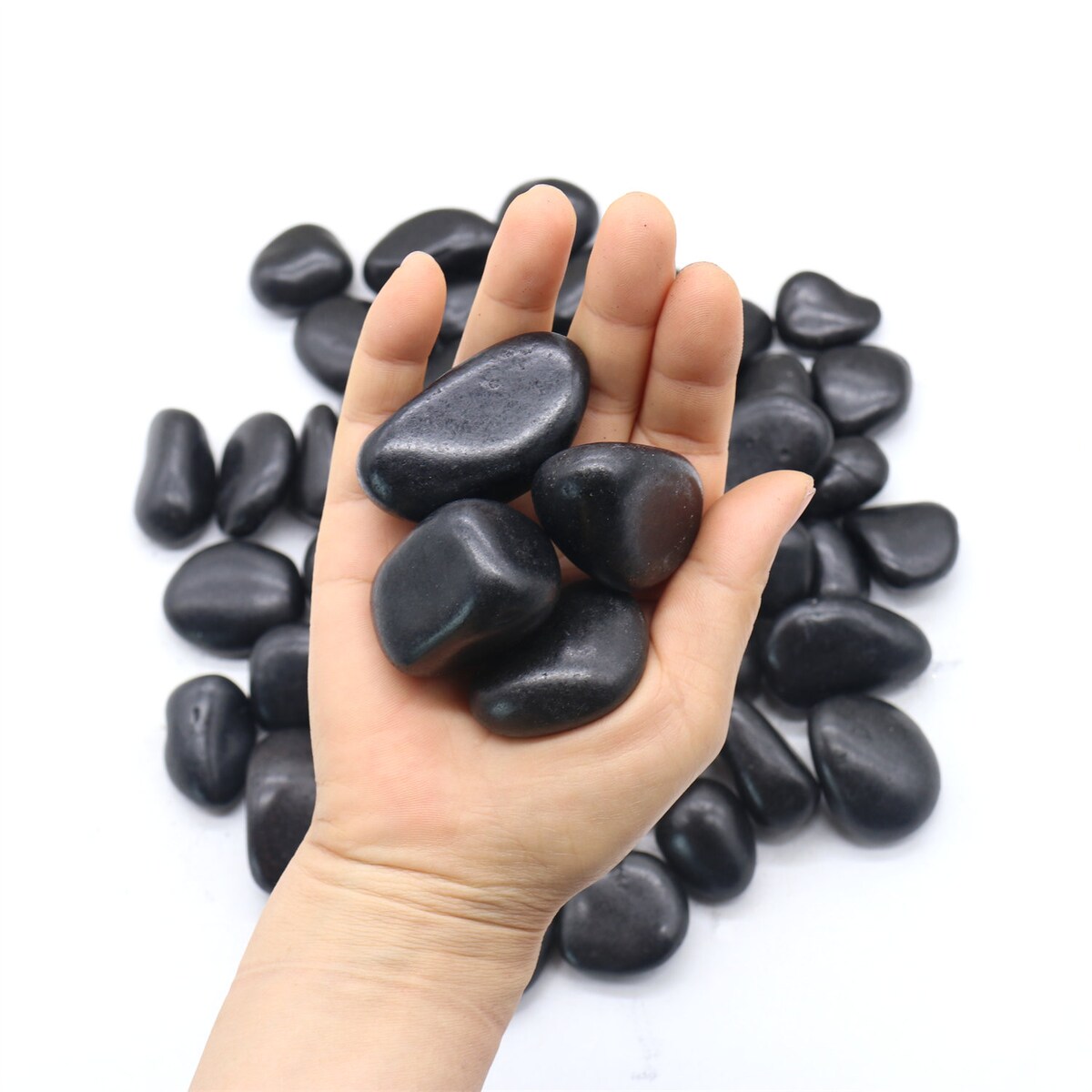 Kamień dekoracyjny ogrodowy OTOCZAK POLEROWANY 2-3 cm 100 kg czarny