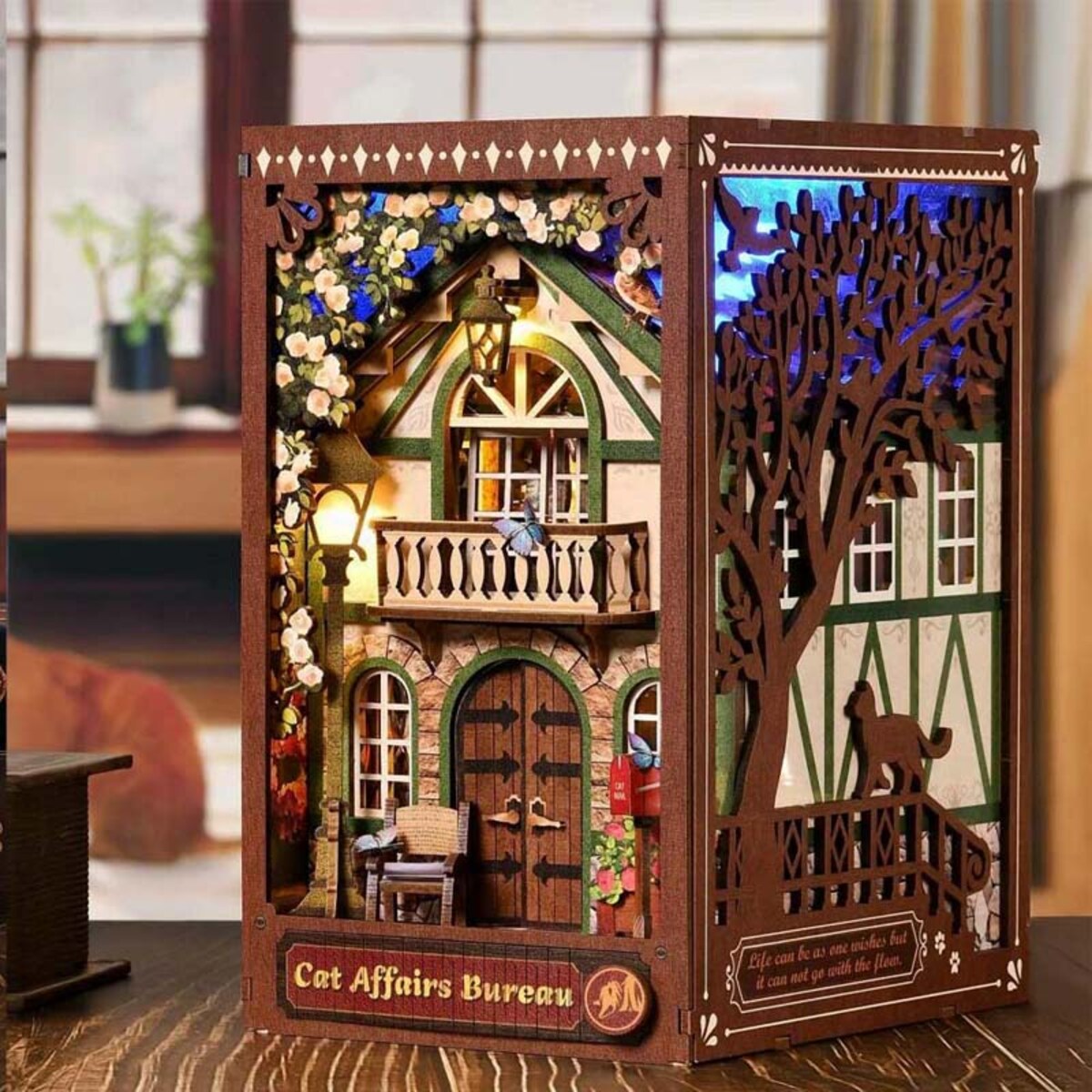Miniaturowy domek Book Nook - Biuro detektywa Kota