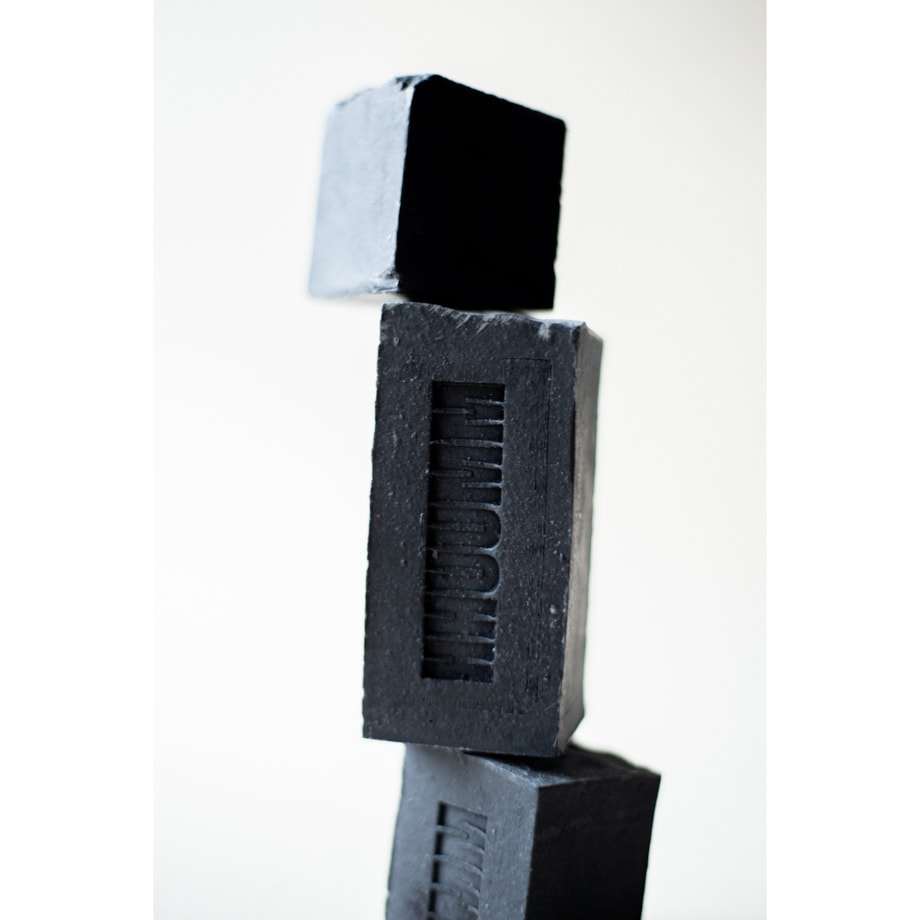 Naturalne mydło z węglem aktywnym - ONYX 110g