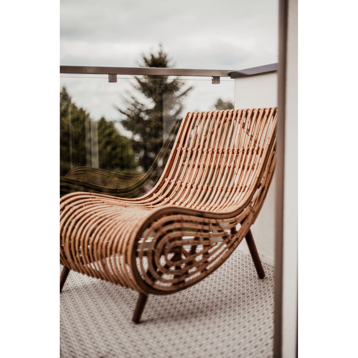 FOTEL RATTANOWY KABA