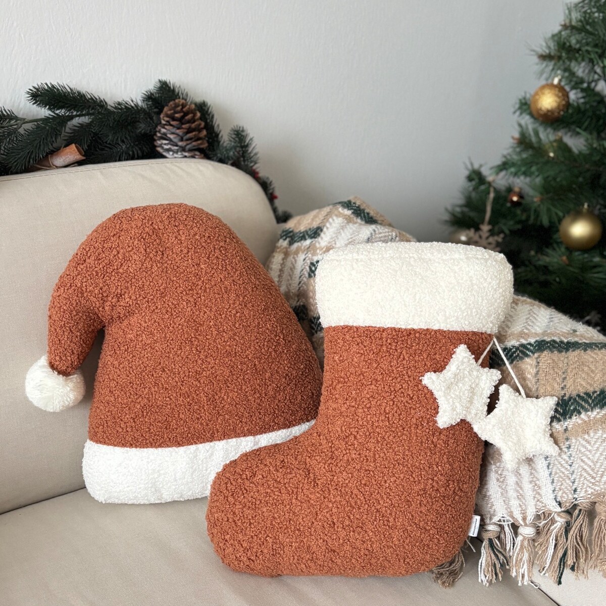 Poduszka świąteczna Skarpeta ruda boucle