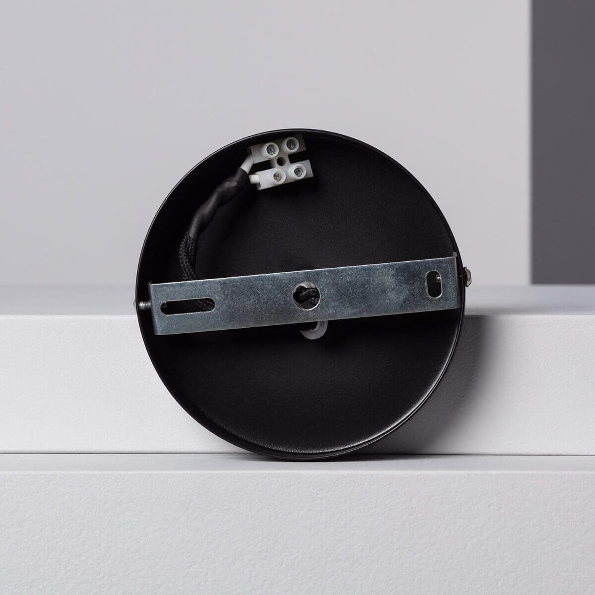 Szklana lampa wisząca Arteo ABR-LWA-E27 Abruzzo mosiądz przezroczysty