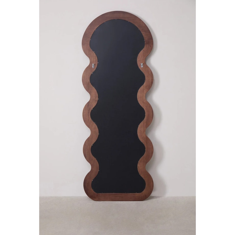 Lustro w falistej ramie z drewna sosnowego Landoi 60x160 cm