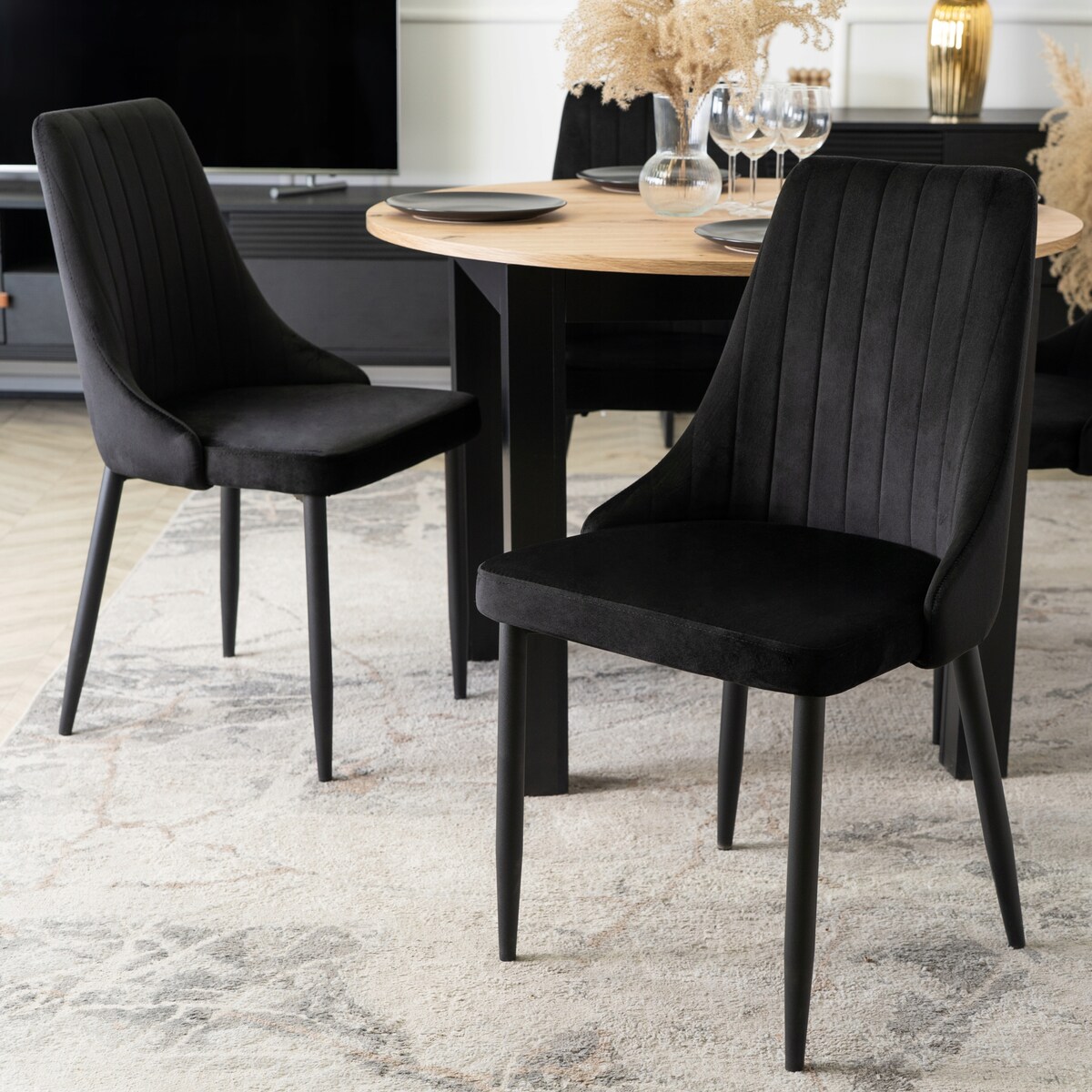 Krzesło Tapicerowane Welurowe Czarne Do Jadalni Salonu Kuchenne Loft BARI