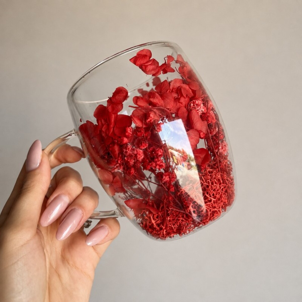 Szklanka termiczna z kwiatami w środku, pełne kwiatów mix, czerwone red 300ml 1szt SZK193