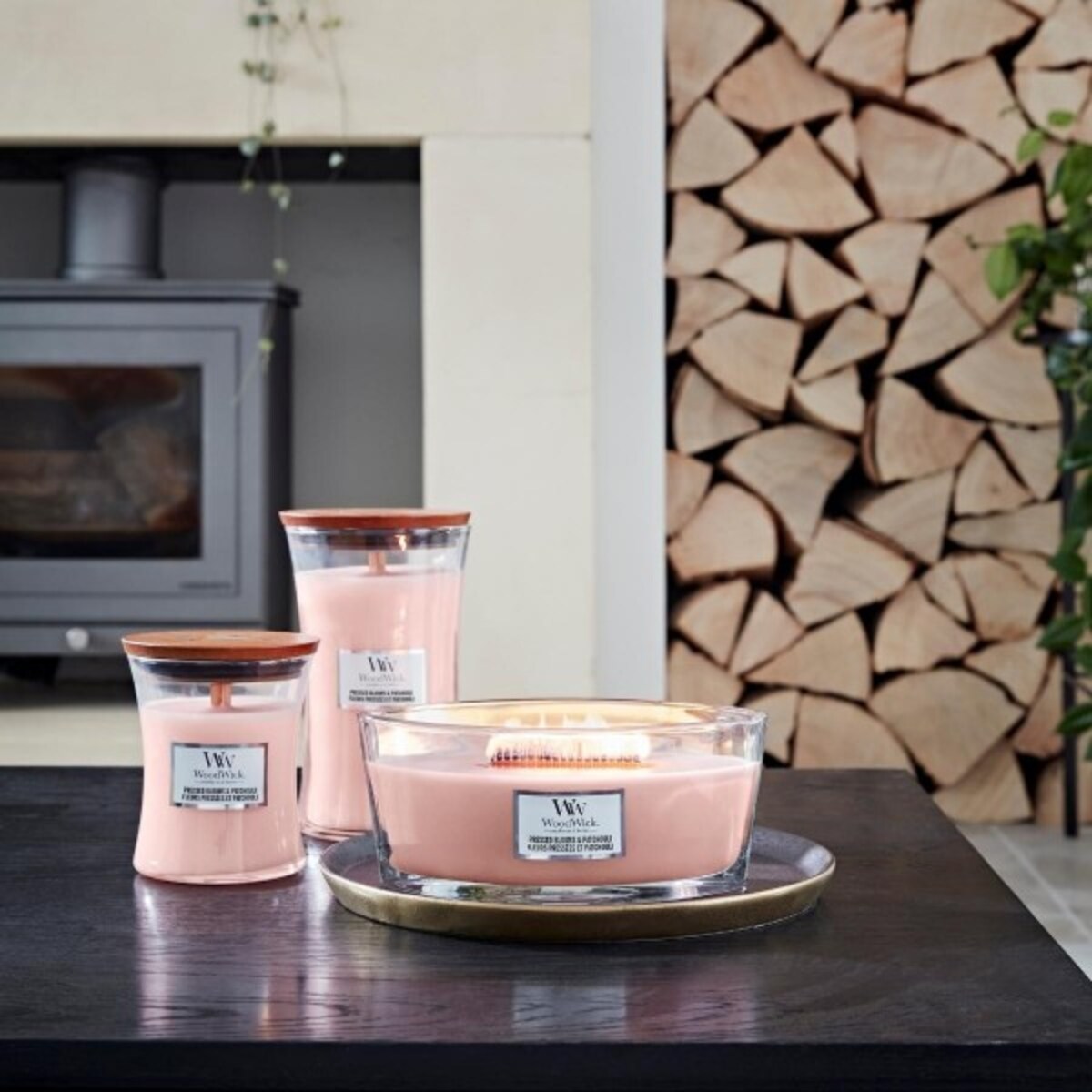 WoodWick świeca duża PRESSED BLOOMS & PATCHOULI