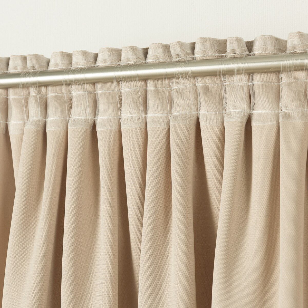 Zasłona na taśmie marszczącej jasnobeżowa aksamitna 140 x 280 cm 1 szt. 140x280 beżowy