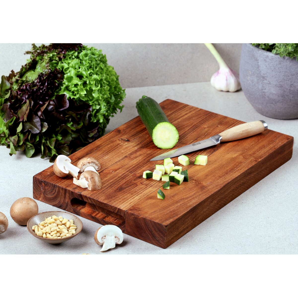 Gruba deska do krojenia z drewna akacji, 40 x 25 cm