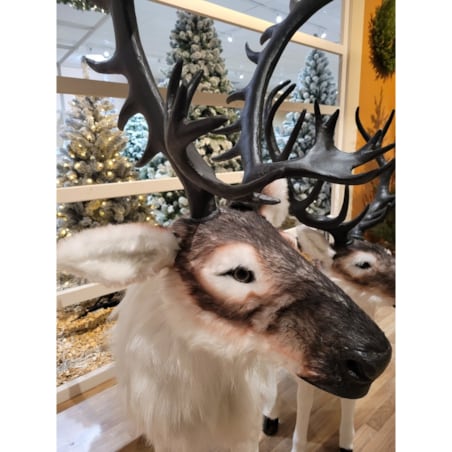 Figurka MAXI Renifer jak żywy 180 cm