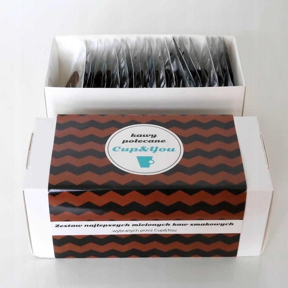 Duży Box podarunkowy zestaw 20 kaw aromatyzowanych z białą filiżanką gift