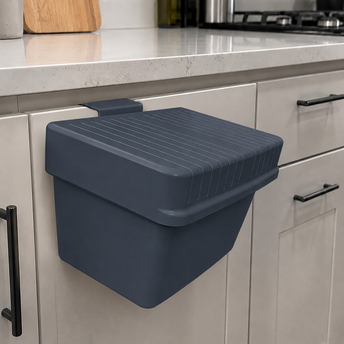 POJEMNIK PLASTIKOWY Z UCHWYTEM UNIBOX Z POKRYWKĄ NA AKCESORIA OBIERKI