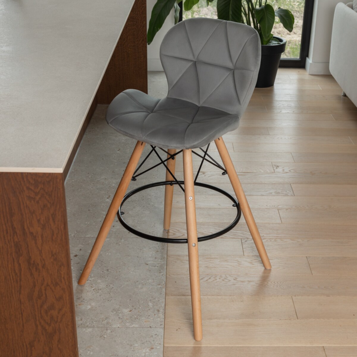 Hoker tapicerowany do wyspy jadalni kuchni skandynawski