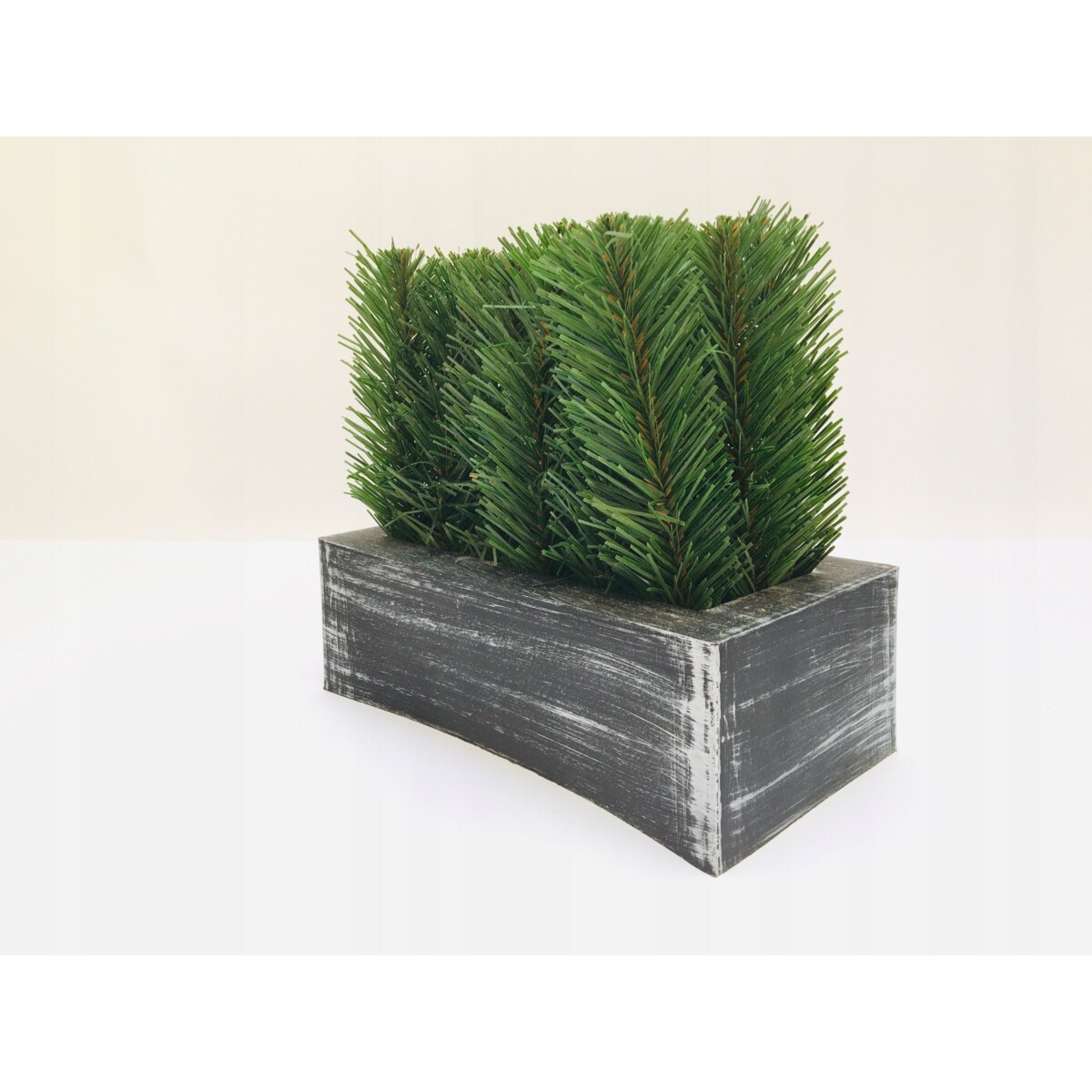 BUKIET STROIK WIĄZANKA SZTUCZNA W DONICY na cmentarz bliskich wrzos pomnik