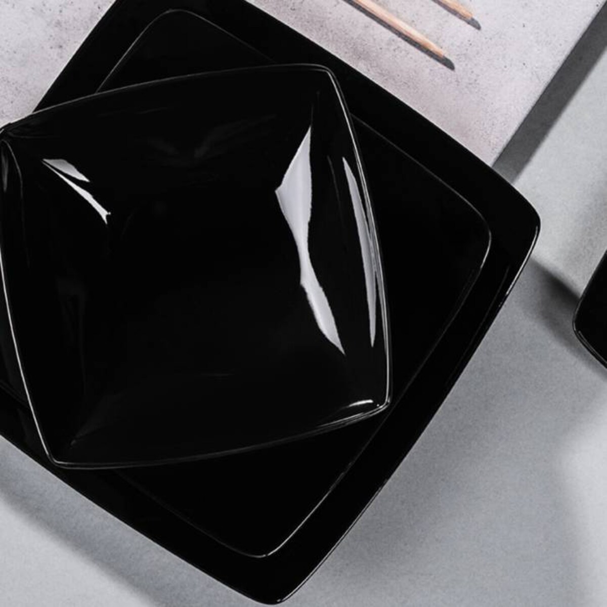 Konsimo EPIRI Zestaw obiadowy, 12 os. (36el)