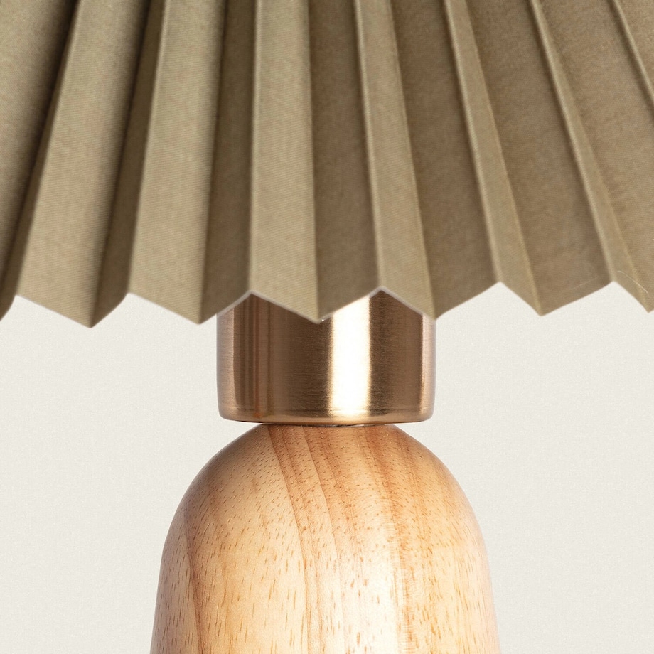 Lampa stołowa z drewniana khaki Plisse 33,5 cm
