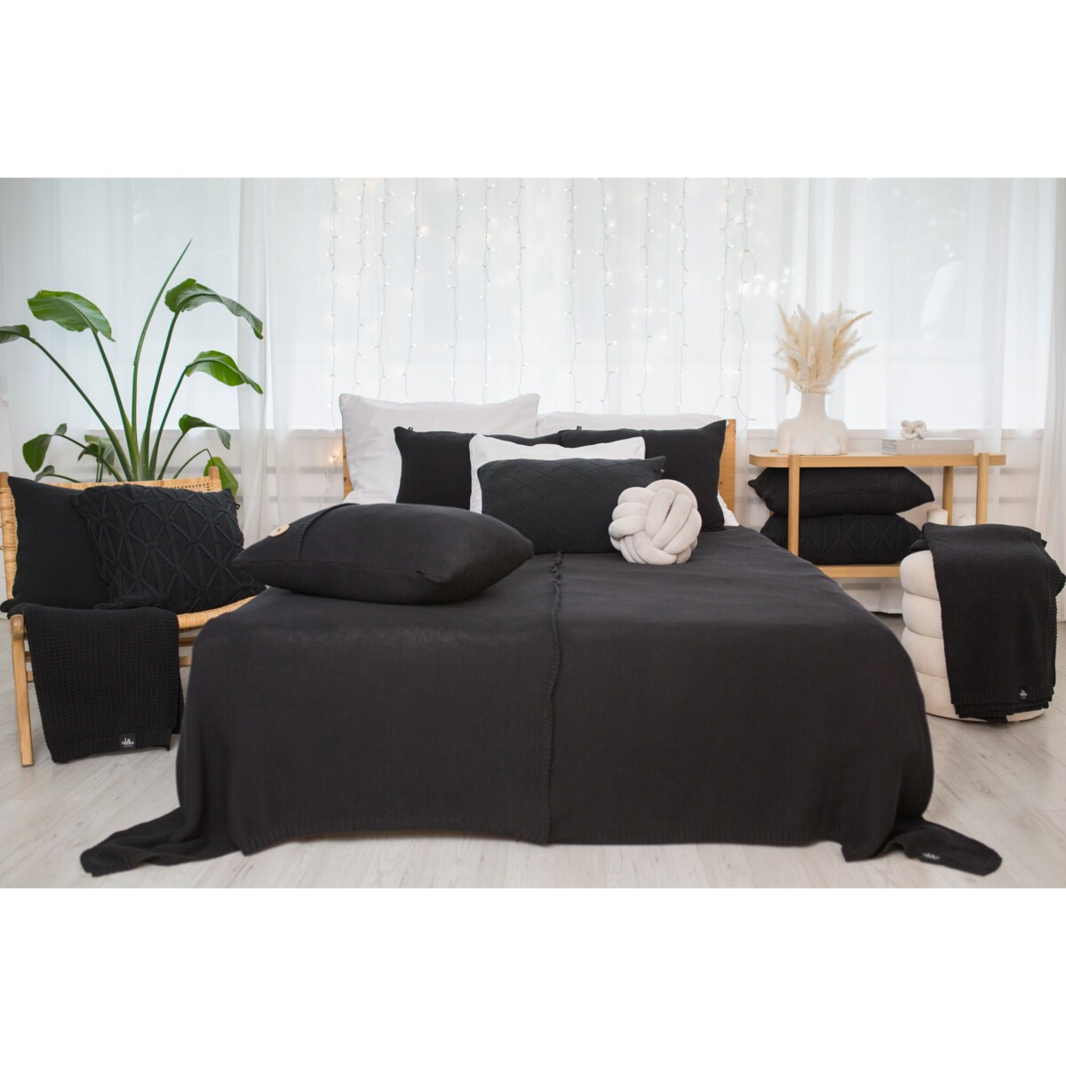 Poszewka brytyjska kwadratowa grafitowa, 50 x 50 cm, La Manta