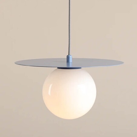 Szklana lampa wisząca Loop 1125G16_S Aldex kula ball biała niebieska