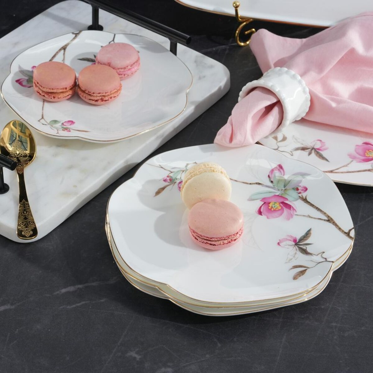 VILLA ITALIA Talerz deserowy porcelanowy 19 x 19 cm SPIRIT of JAPAN