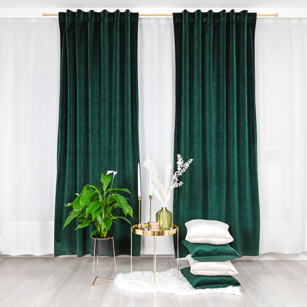 Zasłona welurowa w kolorze butelkowej zieleni 140x250cm