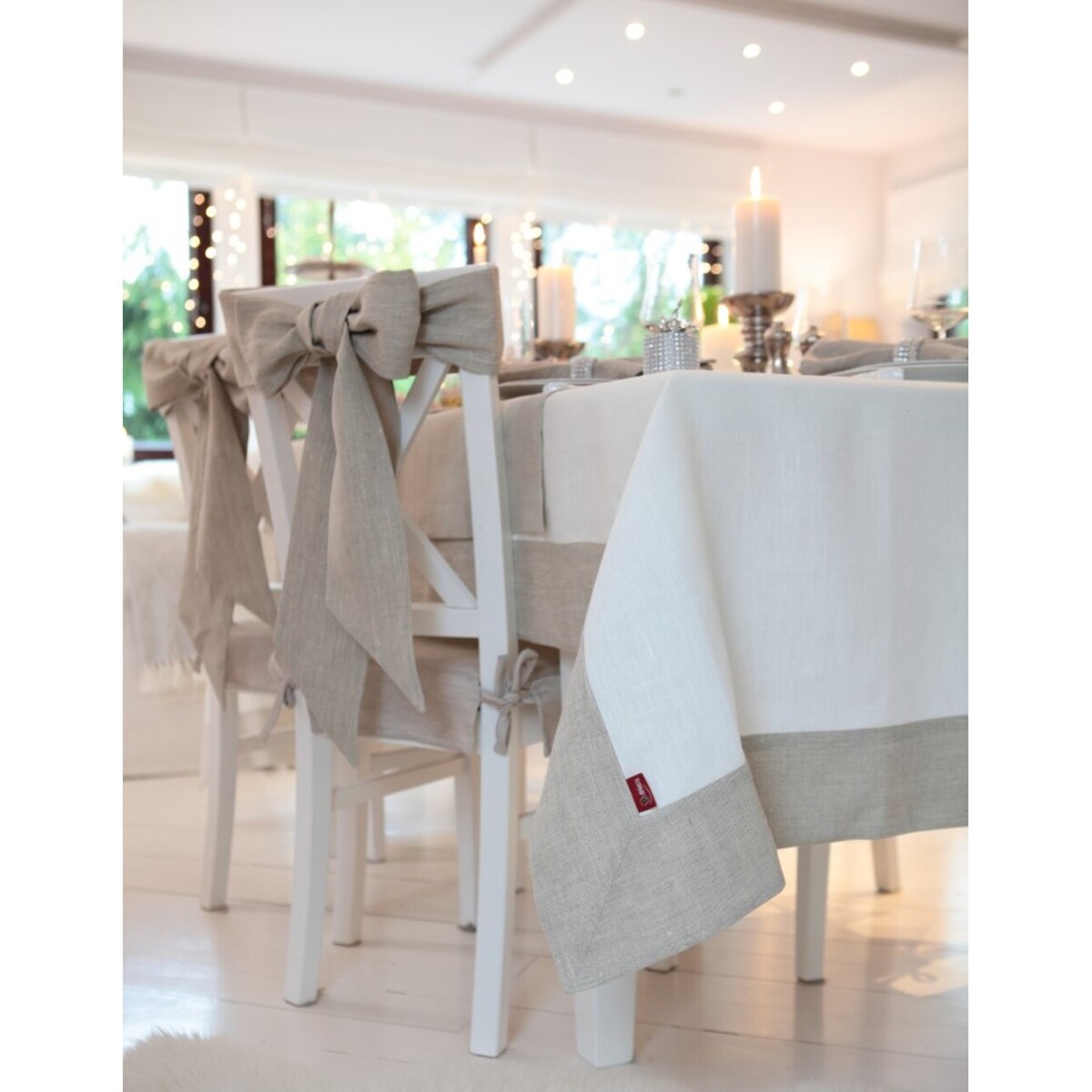 Obrus z ramką 130 x 210 cm śmietankowy biały