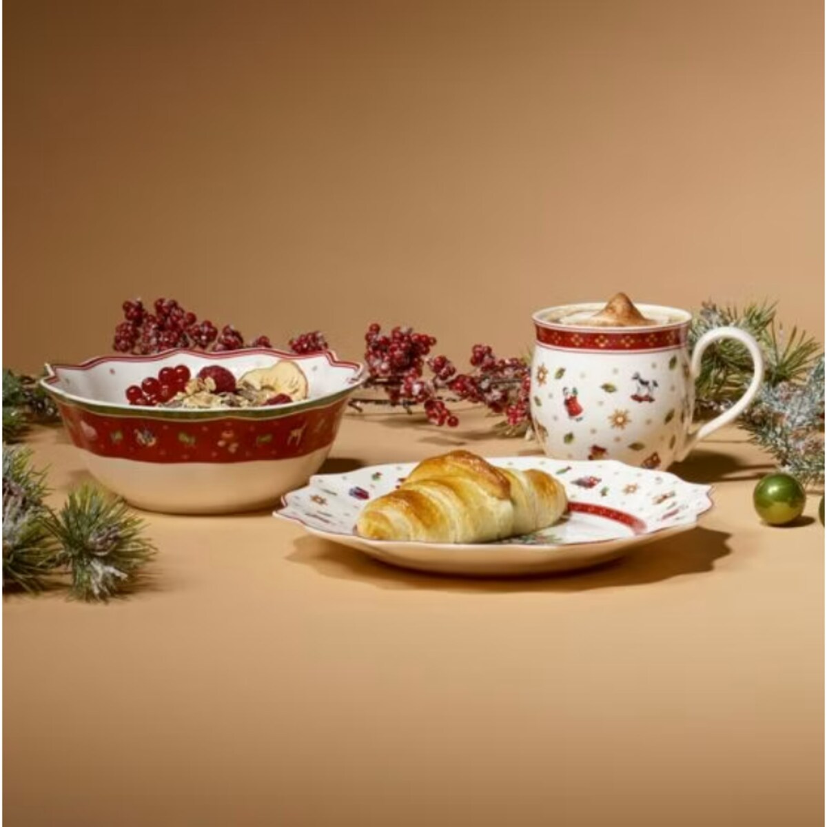Zestaw świątecznych naczyń dla 2 osób biały Toy's Delight, Villeroy & Boch