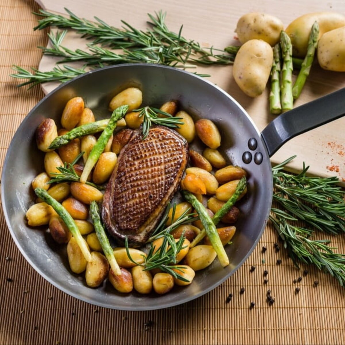 Patelnia Debuyer mineral B Element 28 cm