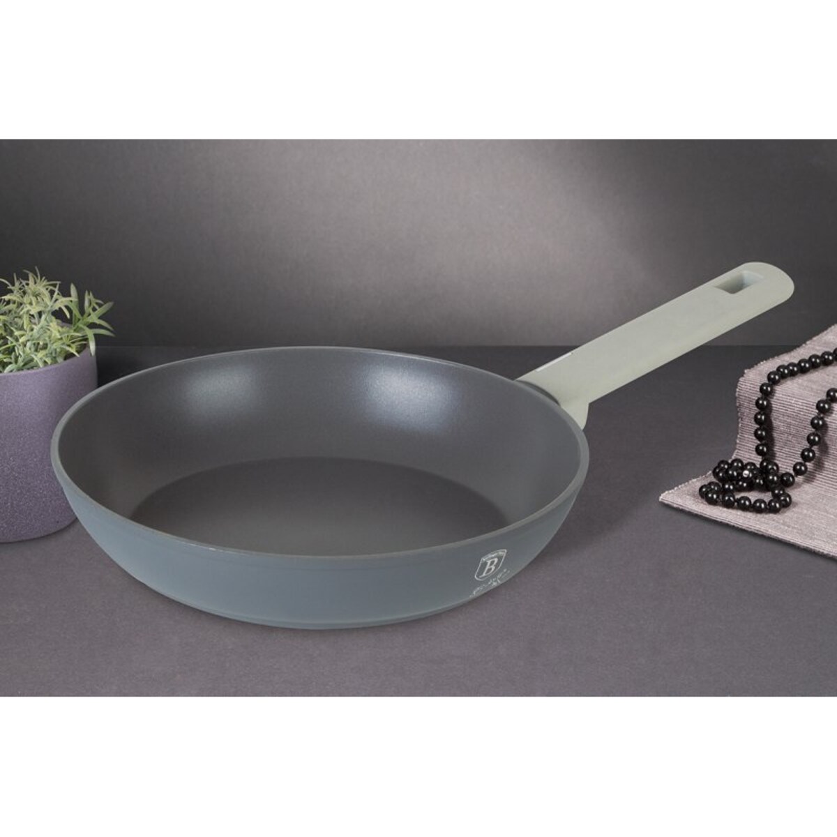 Komplet patelni z powłoką tytanową 20/24/28cm 3-ele BERLINGER HAUS Aspen