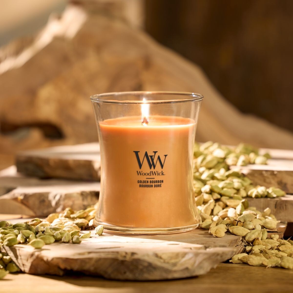 WoodWick świeca średnia GOLDEN BOURBON
