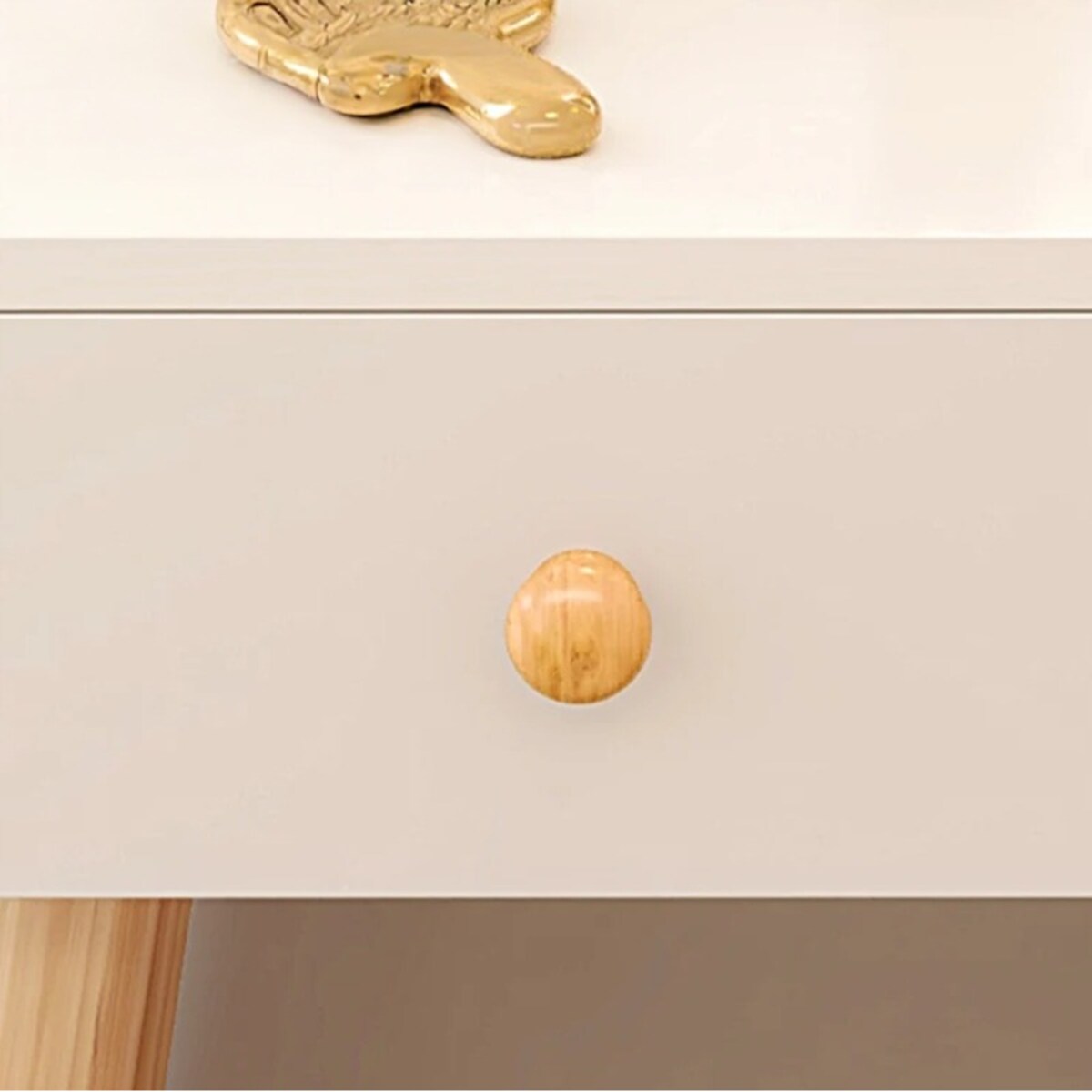 Toaletka kosmetyczna makijaż z lustrem biała skandynawski nowoczesna loft