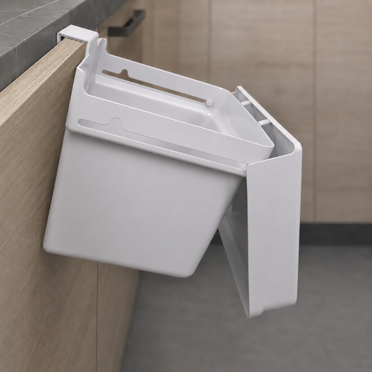 POJEMNIK PLASTIKOWY Z UCHWYTEM UNIBOX Z POKRYWKĄ NA AKCESORIA OBIERKI