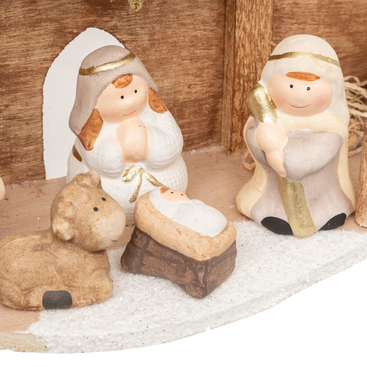 Szopka bożonarodzeniowa + 7 figurek, 33 x 16 cm, MDF