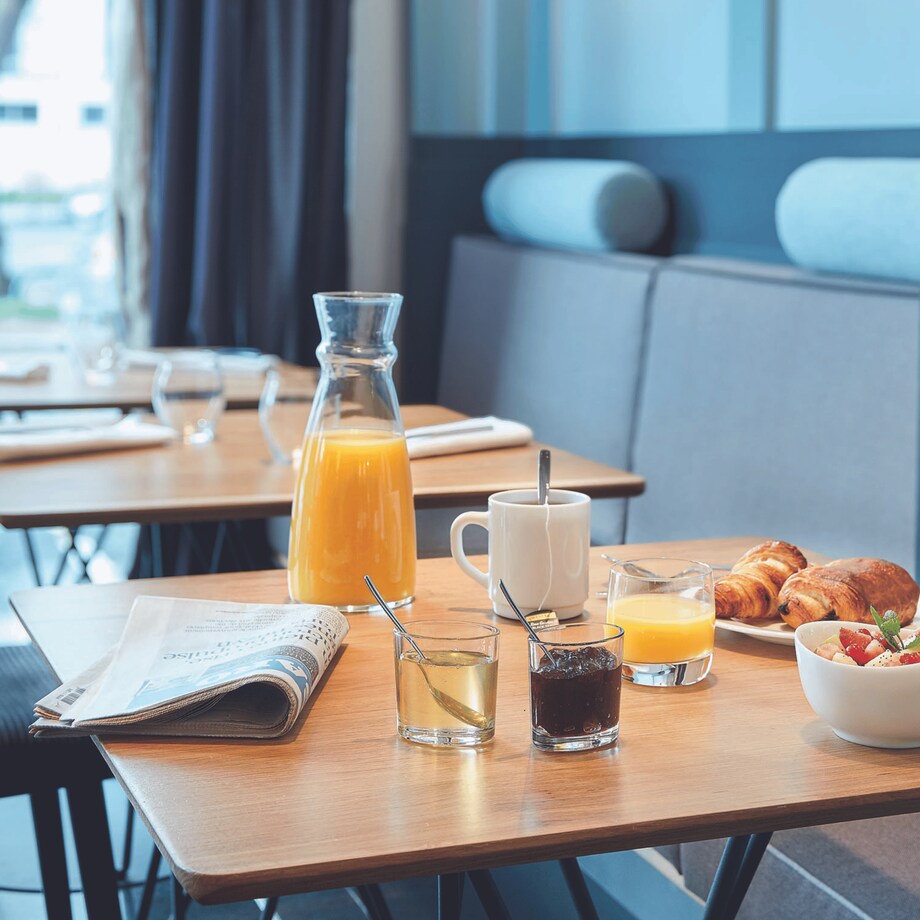 Karafka do wody i leminiady Fluid 1 l