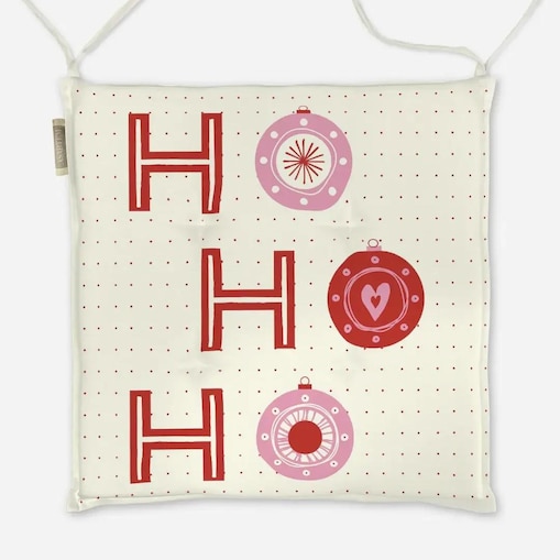 Poduszka świąteczna na krzesło - HO HO HO - bombki - beżowe tło