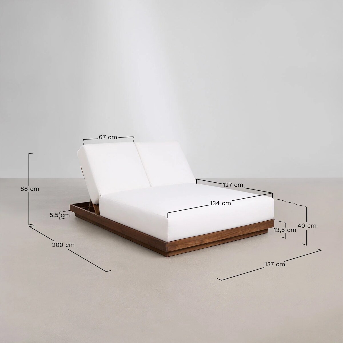 Podwójna leżanka rozkładana z drewna akacjowego Lecia