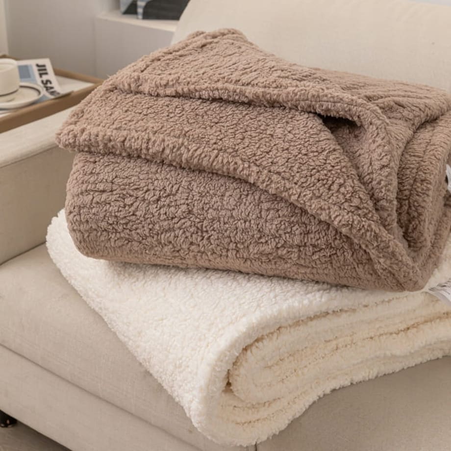 KOC BUKLA NARZUTA PLED NA ŁÓŻKO 80x160 CM BRĄZ CIEPŁY MILUTKI BOUCLE