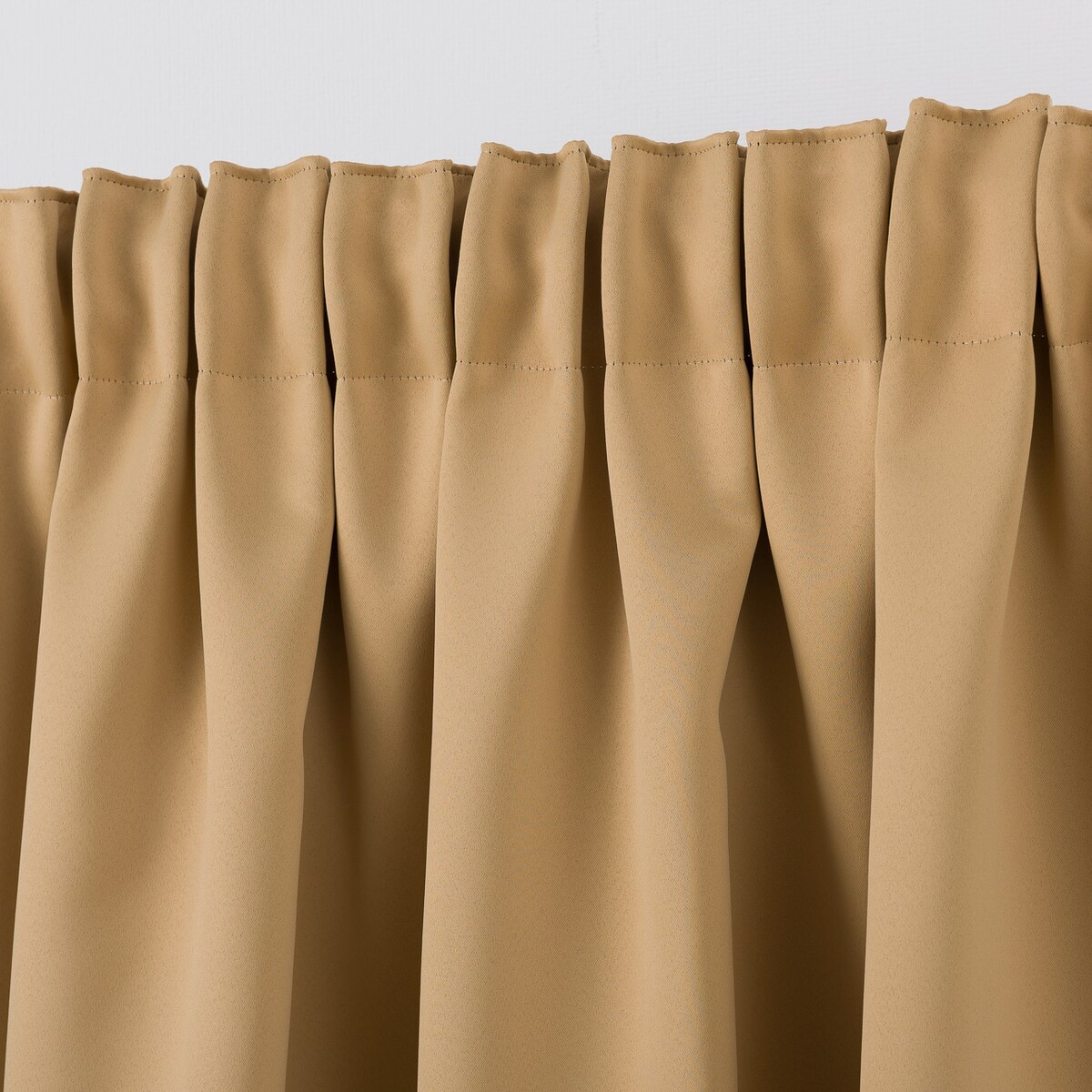 Zasłona zaciemniająca na taśmie marszczącej złocisty beż 140 x 280cm 1 szt. 140x280 beżowy