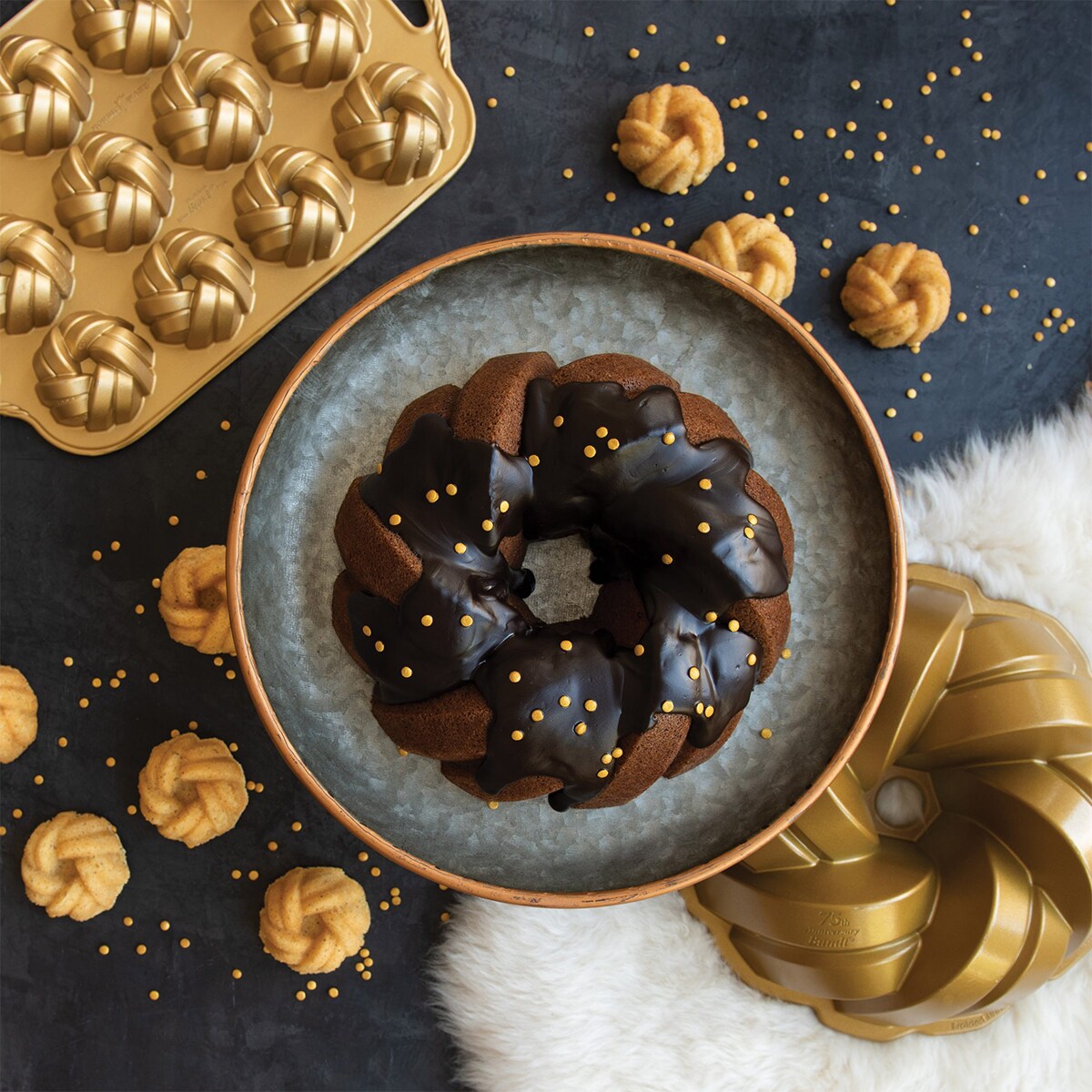 Forma do babki BRAIDED / Nordic Ware